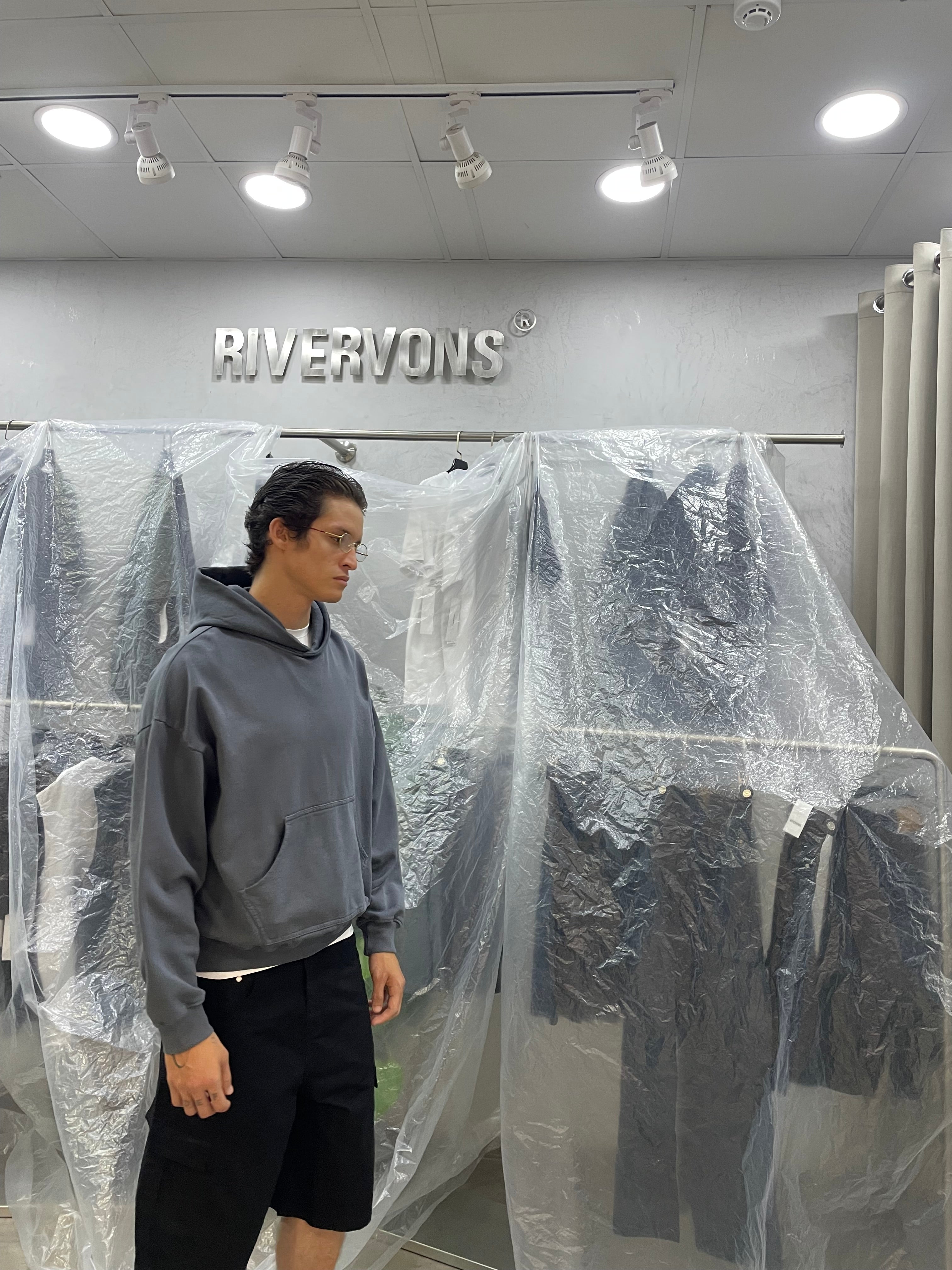 HeavyWeight Hoodie - washed Grey