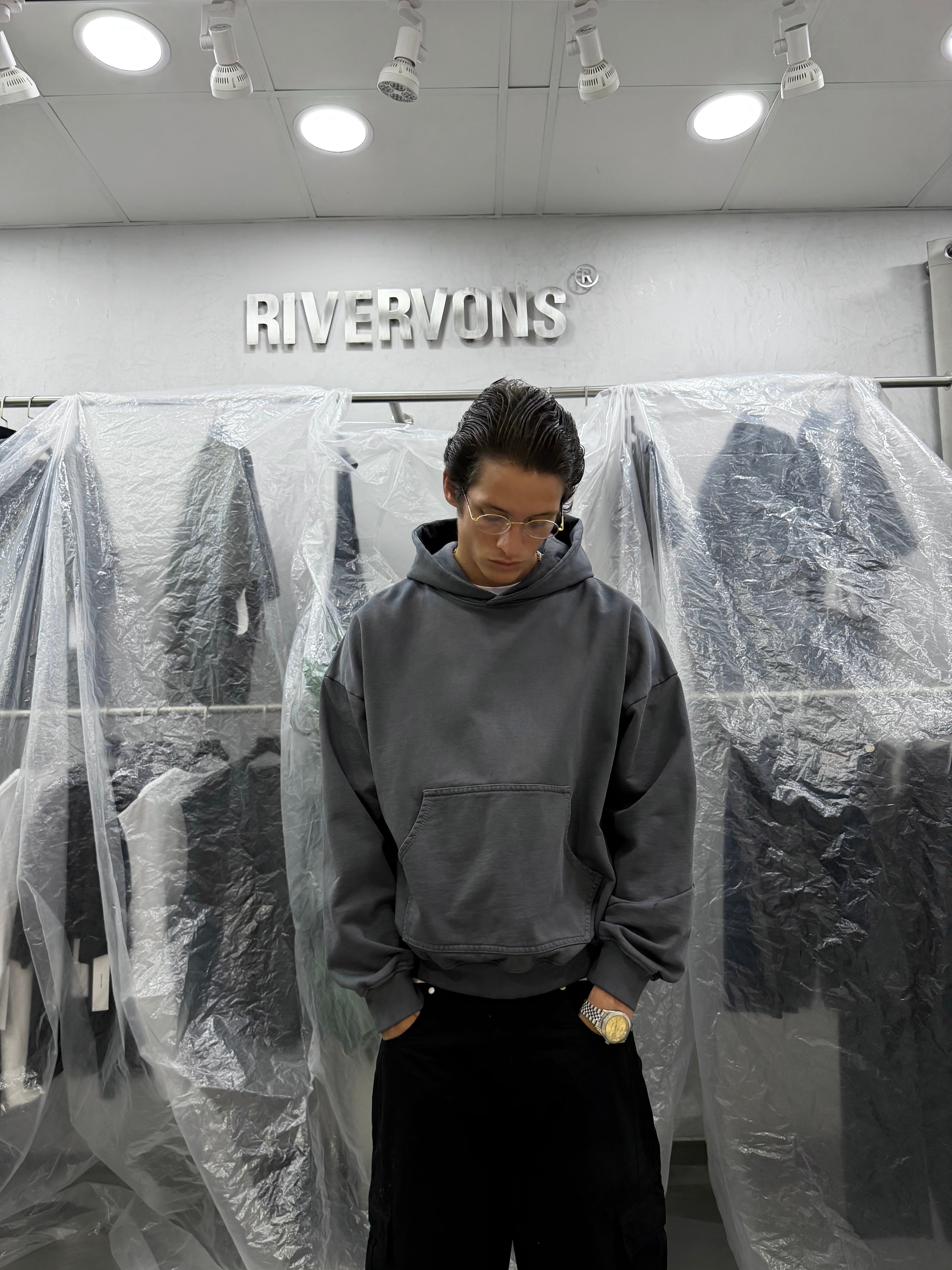 HeavyWeight Hoodie - washed Grey