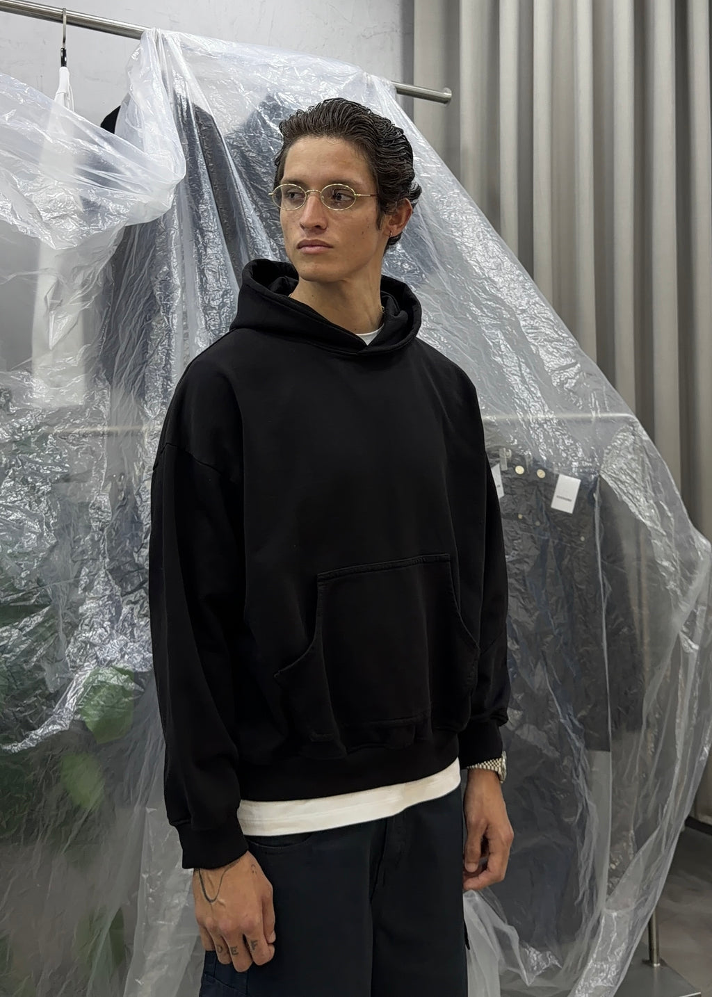 HeavyWeight Hoodie - washed Black